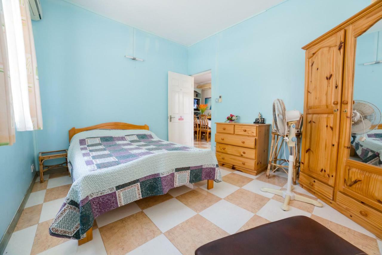 Villa Bella Charming Beachfront Guesthouse Blue Bay Kültér fotó